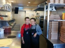 2018-04-18 - klasa 4c w Dominos Pizza
